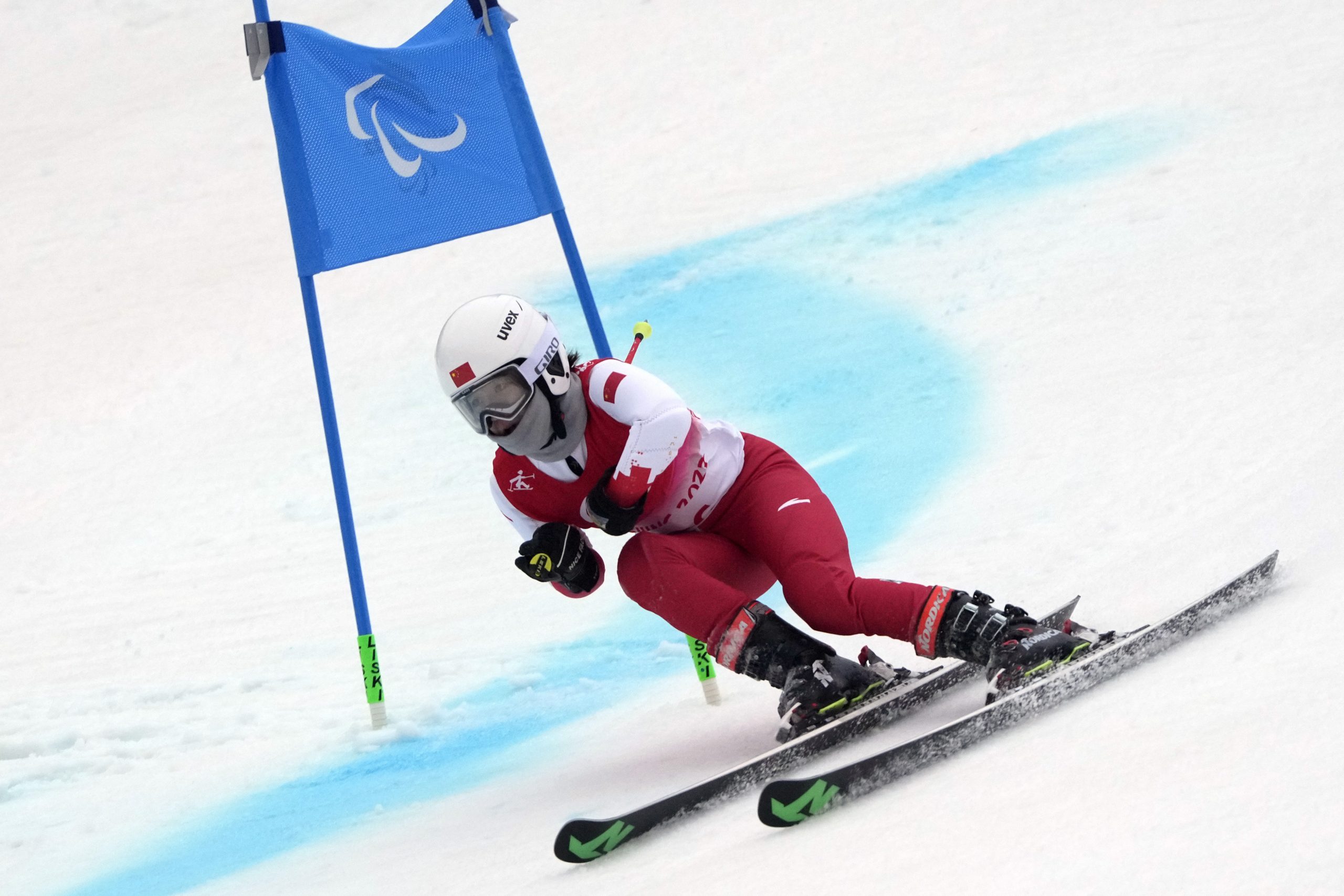 北京冬残奥| 高山滑雪女子大回转站姿  张梦秋夺个人第2金