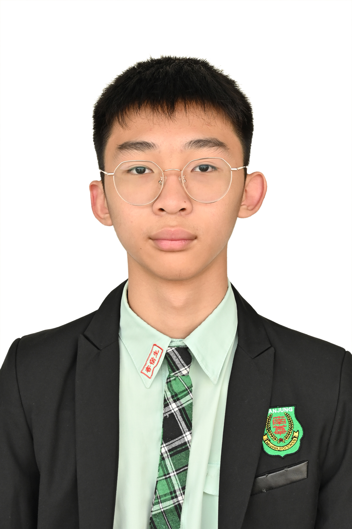 南华独中初中统考 及格率约93%