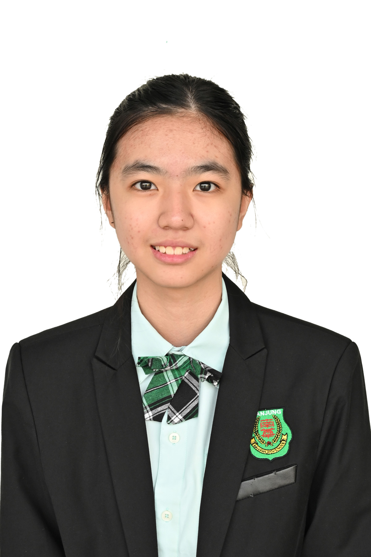 南华独中初中统考 及格率约93%