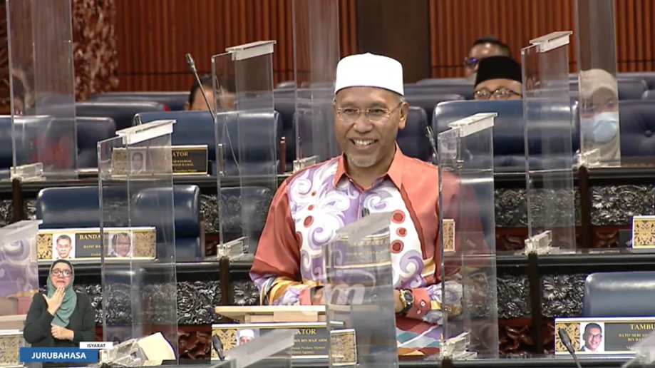 国会/议员不满财长没有现身国会