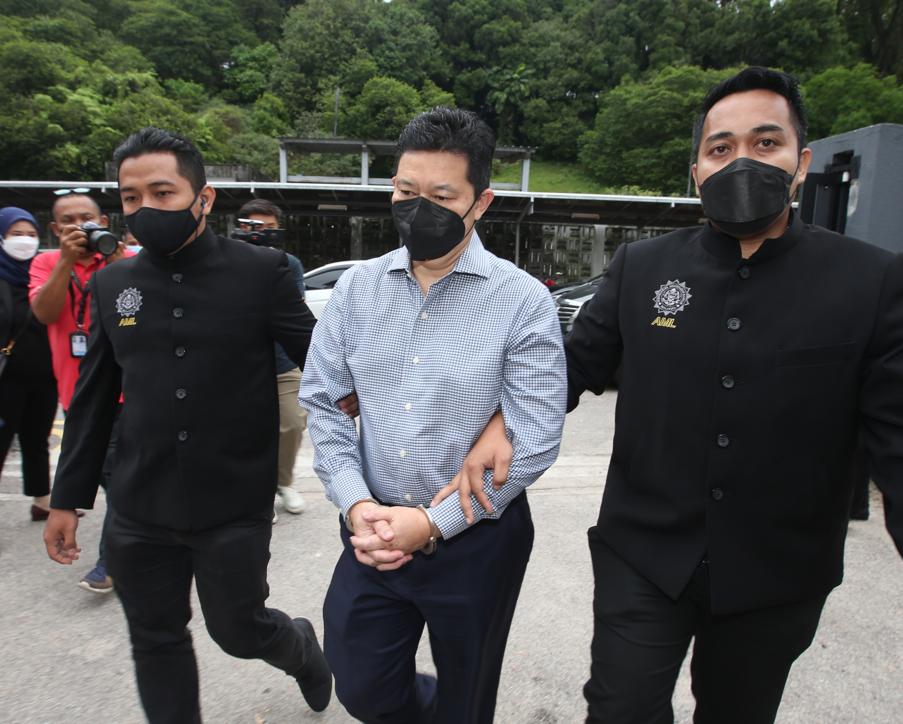 国:柔佛机构前主席涉欺骗被控,投资2公司金额近千万