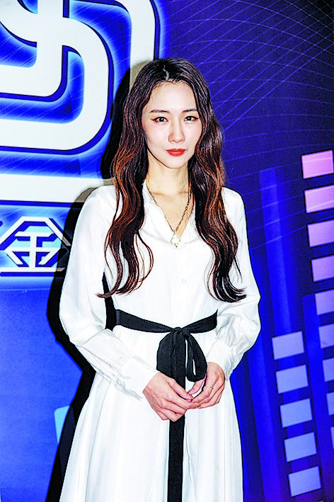 夜赴吴卓羲寓所疑过夜 菊梓乔28字回应