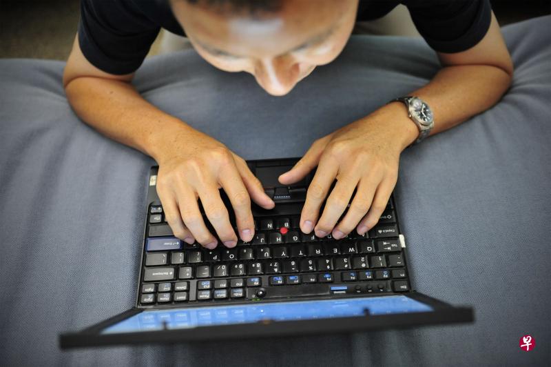 大学男单恋被拒因爱生恨 入侵女子电子邮箱非法盯梢被判监