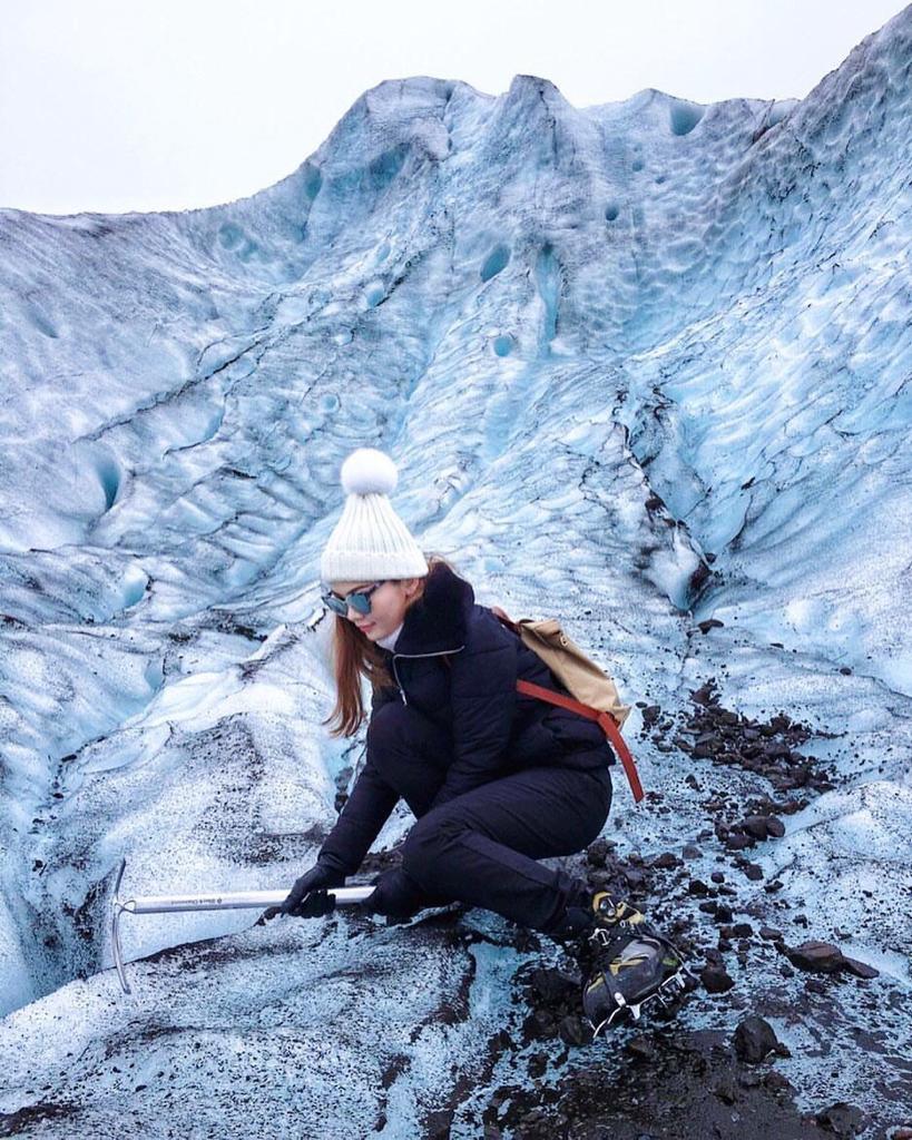 大都会封面/雪隆人:不急,先观望出国旅游