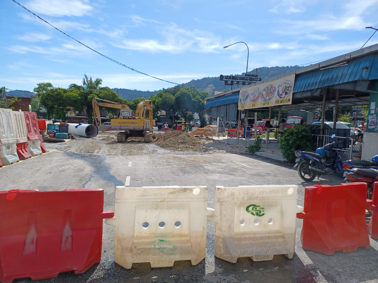 大都会/黎潍裮说,太子园为食街冷岳2滤水站水管驳接工程会在本周内完成