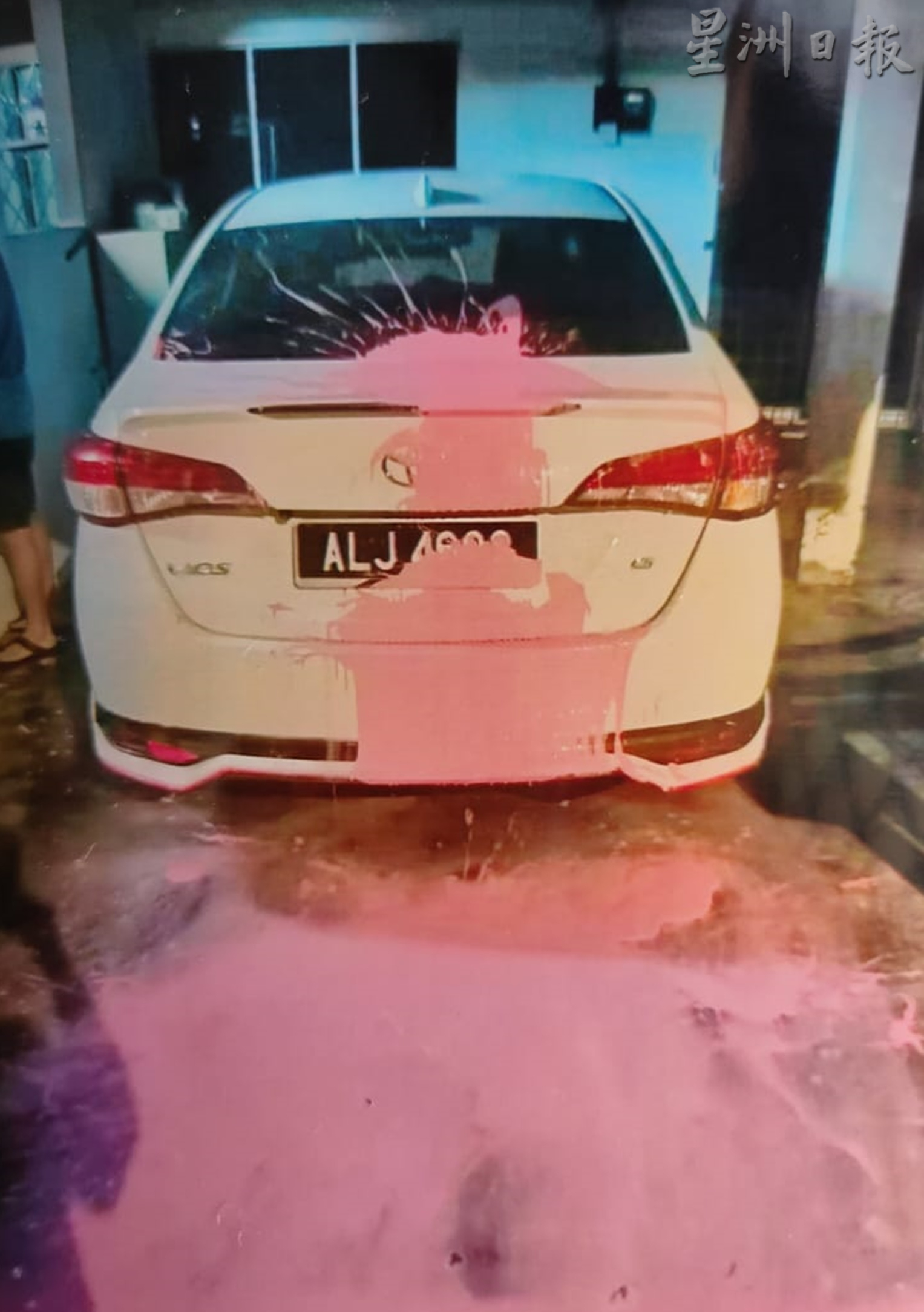 大霹雳时事焦点／小贩防阿窿跑腿烧屋 装闭路电视借狗备灭火筒