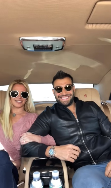 好孕到了?碧妮晒大肚片段惹怀孕揣测