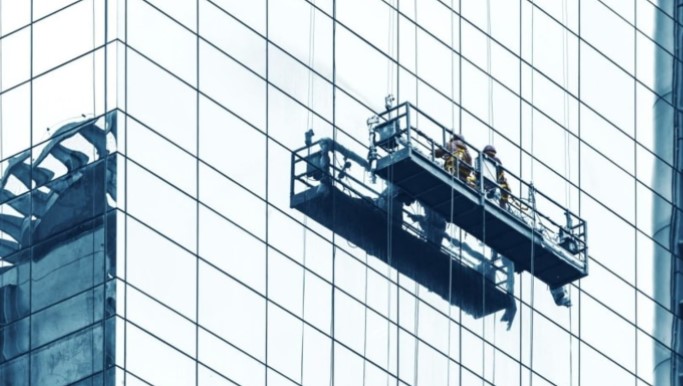 屁孩恶作剧无极限 剪洗窗工人安全索