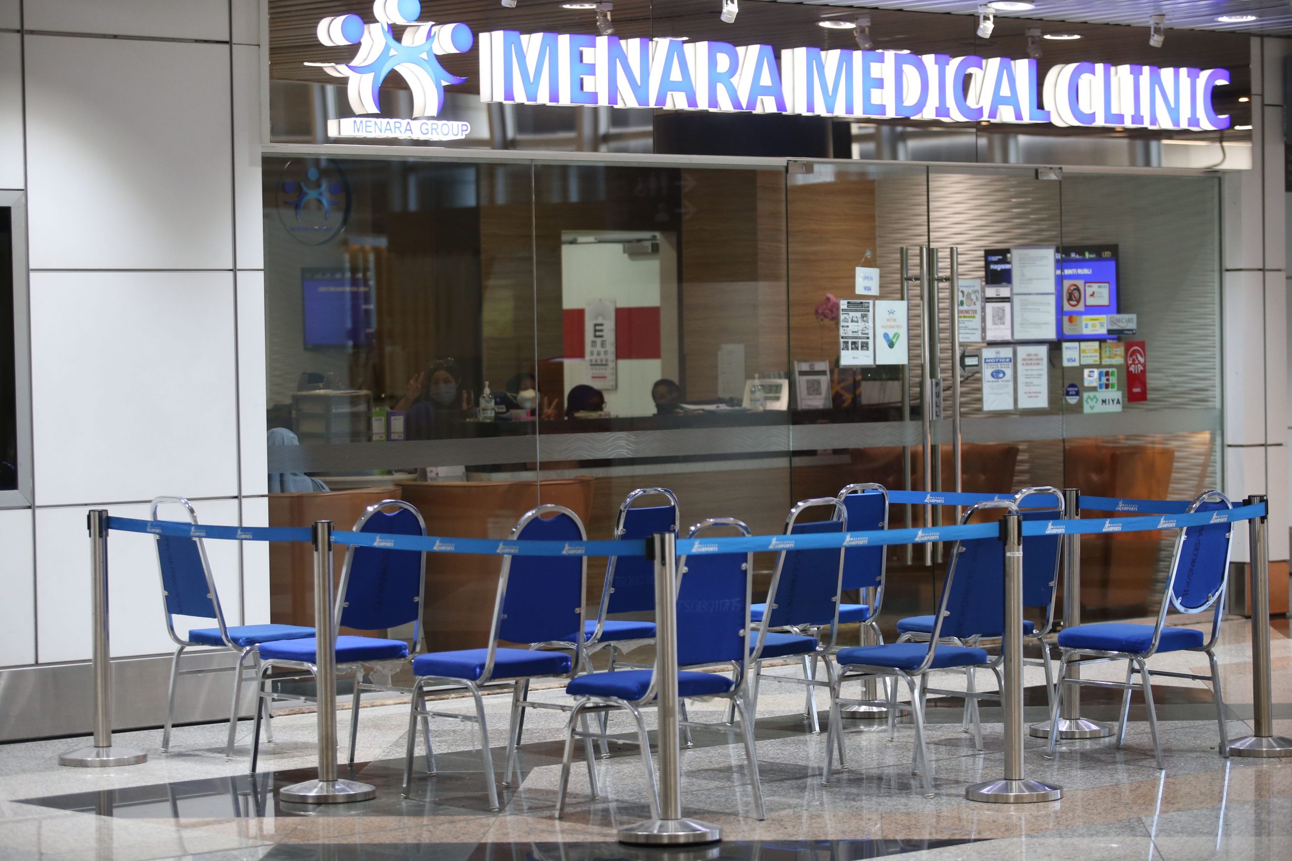 开放国门 机场关卡做好准备迎旅客