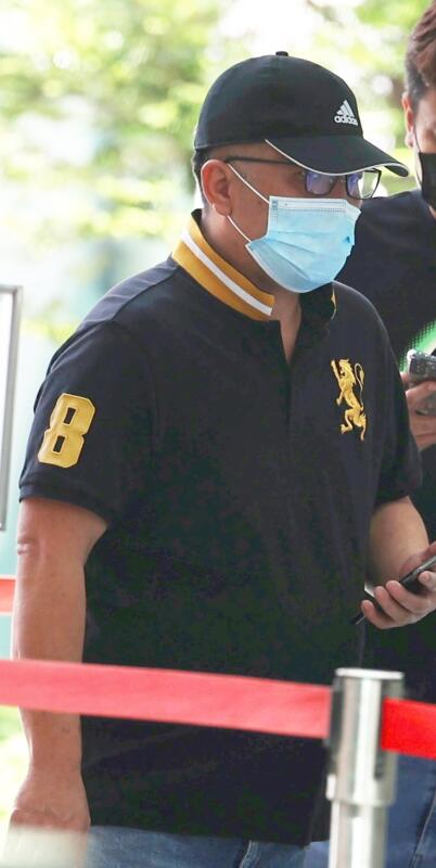 按摩女涉性贿坠楼案 假官被揭白嫖8次索款31万