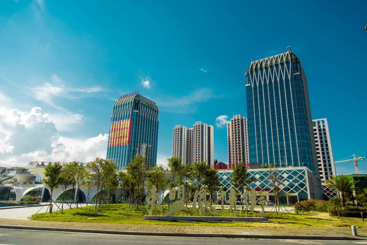 新闻资讯///携手发展 十年成城