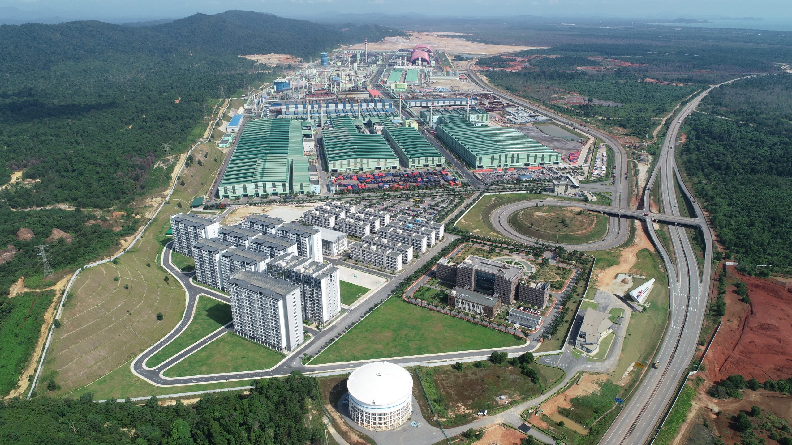 新闻资讯///携手发展 十年成城