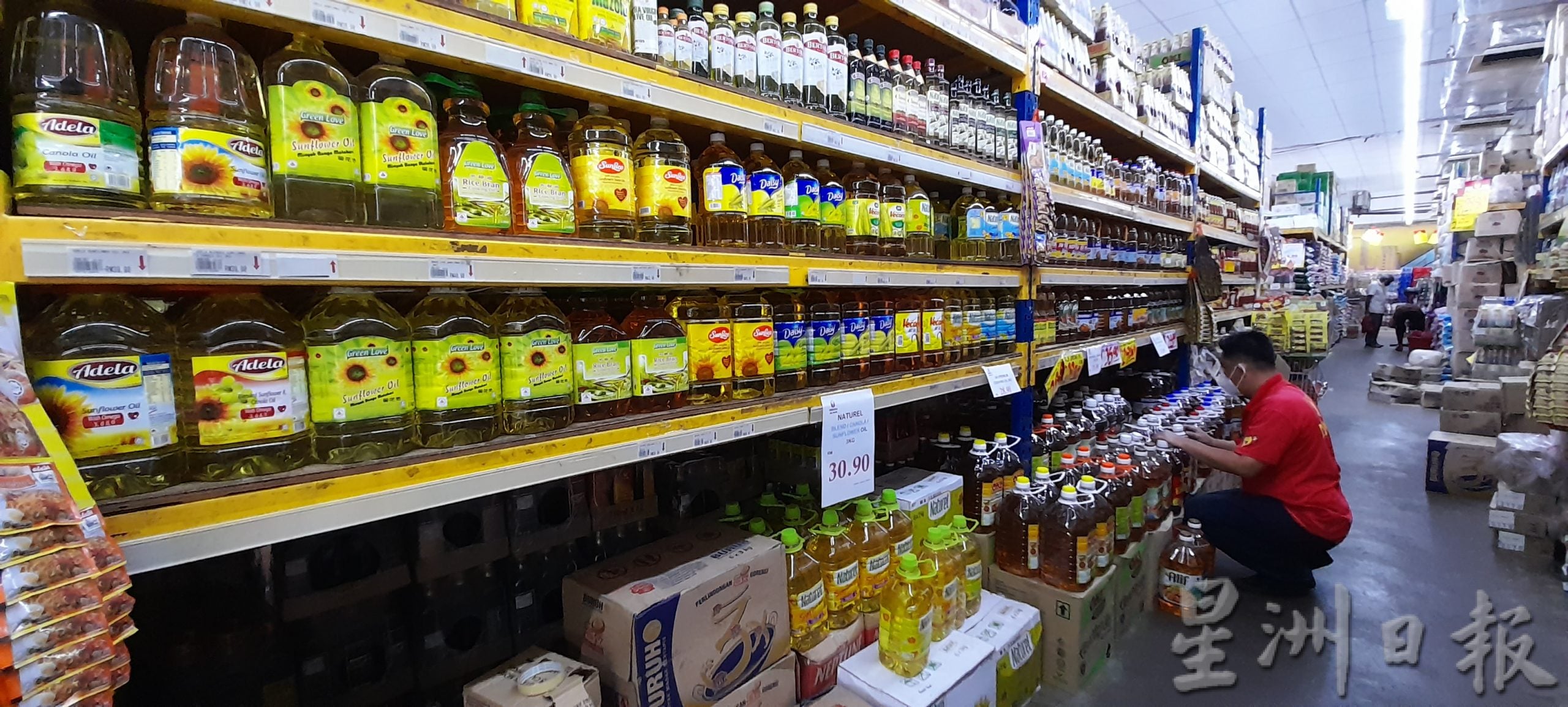 暂未受俄乌战火影响 供应稳食油价无异常