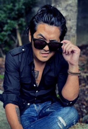 曹格深夜暴走呛蓝心湄 “可以不要带我老婆出去人是男人吗”