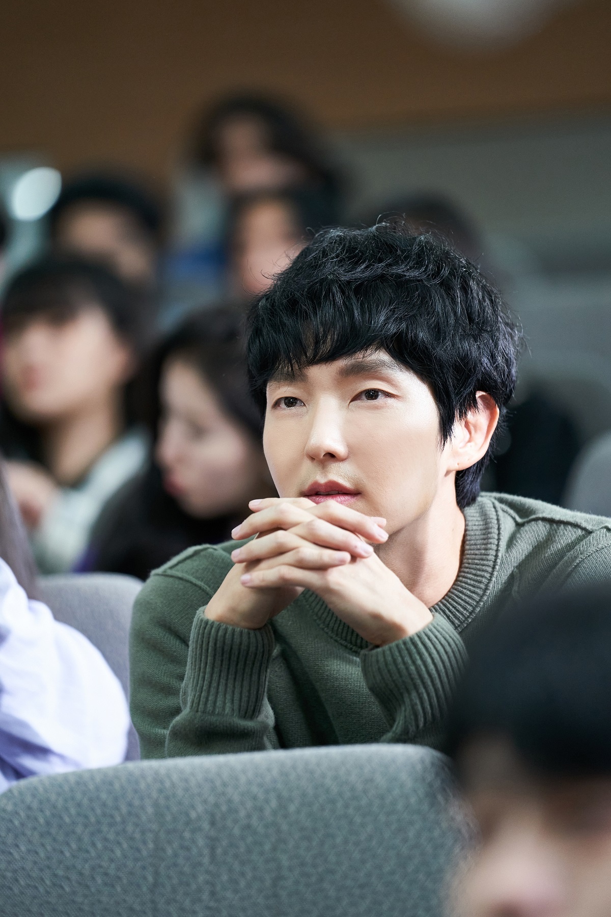 李准基40岁演高中生 不老秘诀曝光