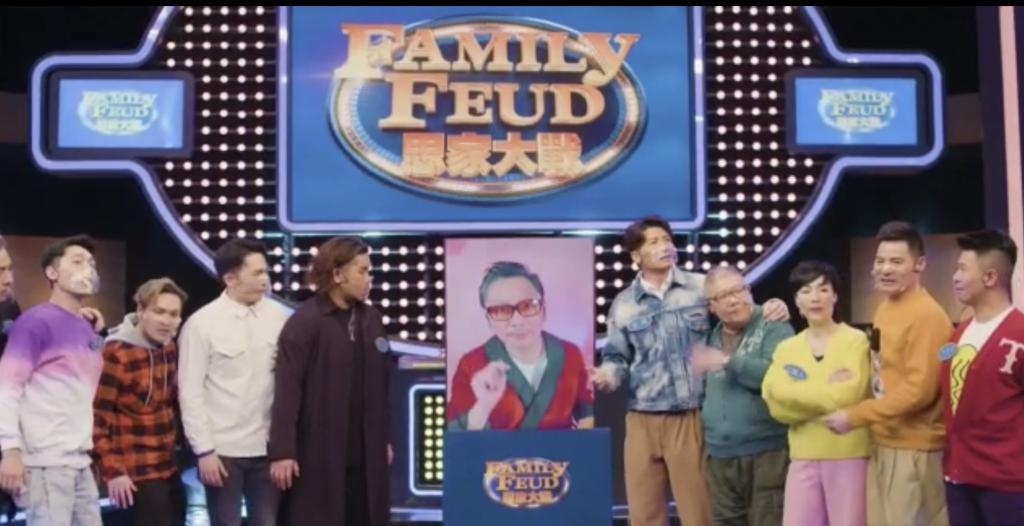 李思捷为家人隔空主持节目 网民无法接受喊停录