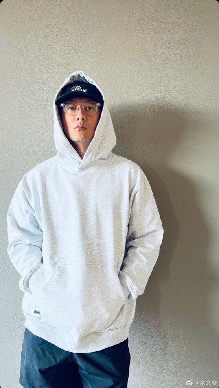 杜汶泽开酸Bro变Bra 余文乐深夜发声释疑