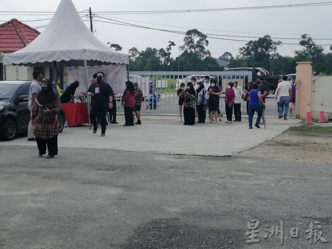 柔:埔来士巴当及龟咯州席投票顺利,笨珍和北干那那市区一度出现车龙