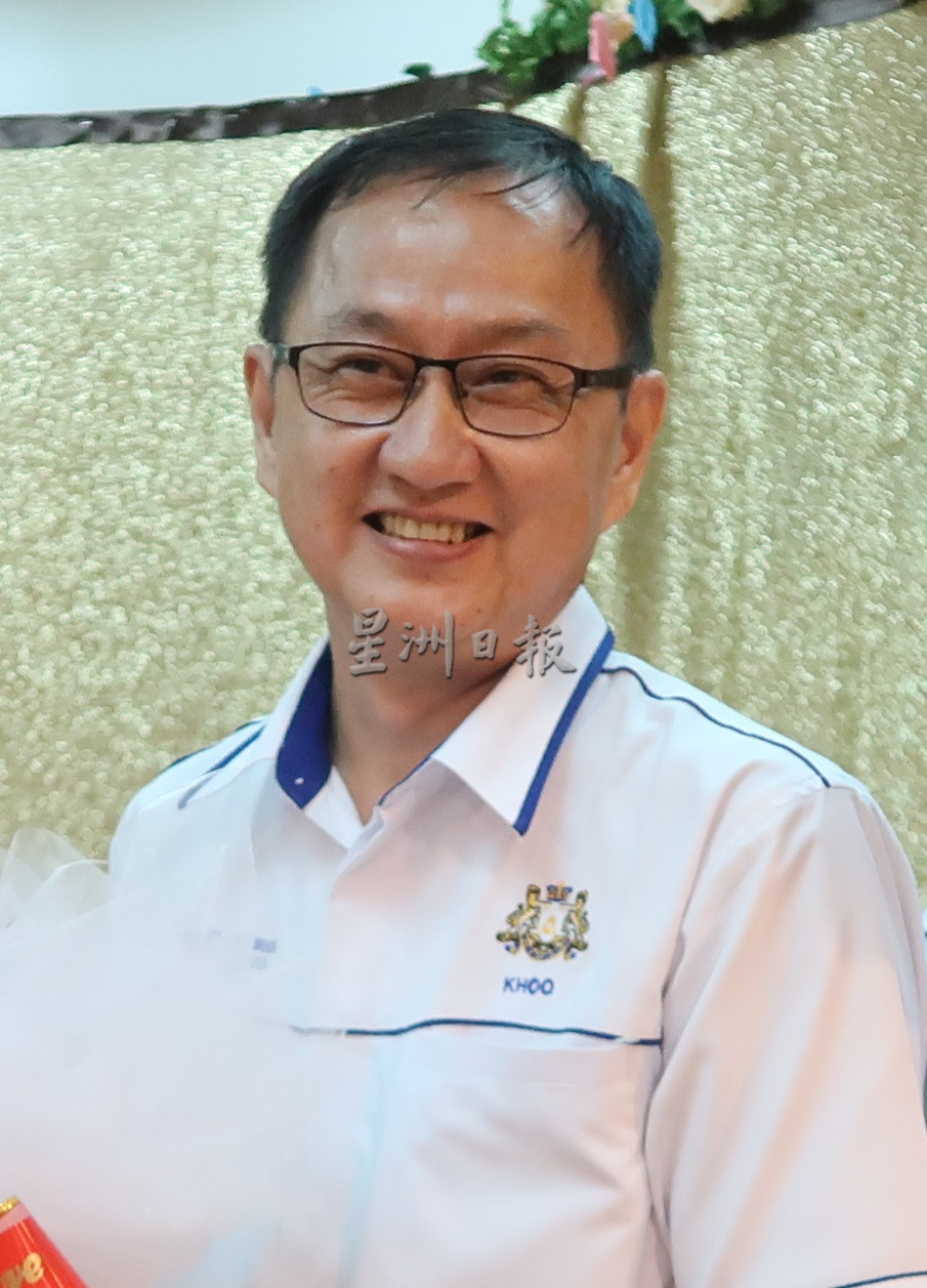 柔:邱文汉:昔20华小开学恢复体育,料两周后才办课外活动