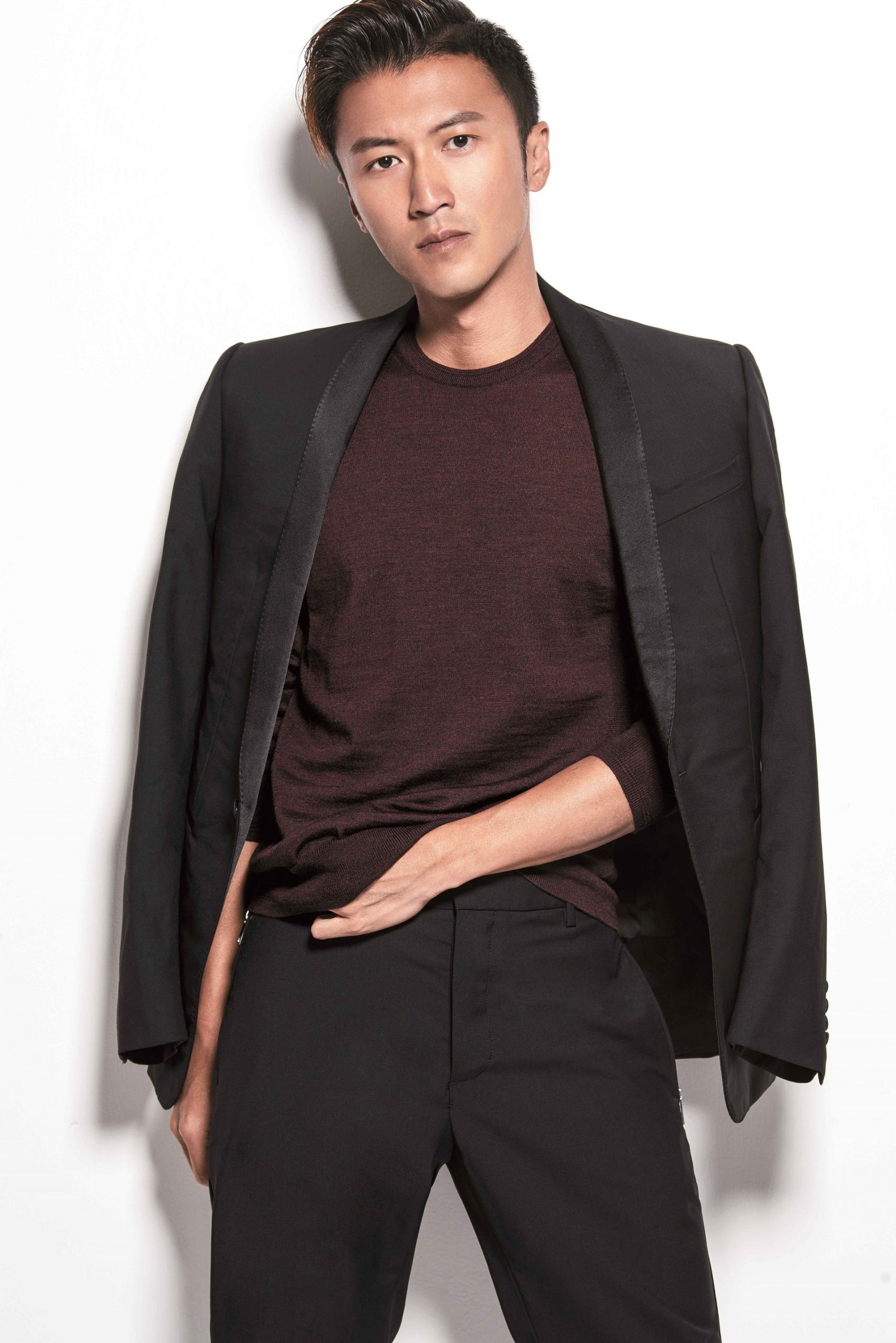 梁朝伟刘德华20年后重聚《金手指》 阿Sa造型似《华灯初上》?