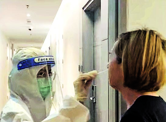 毛舜筠滞留加国2个月 绕道泰国回港