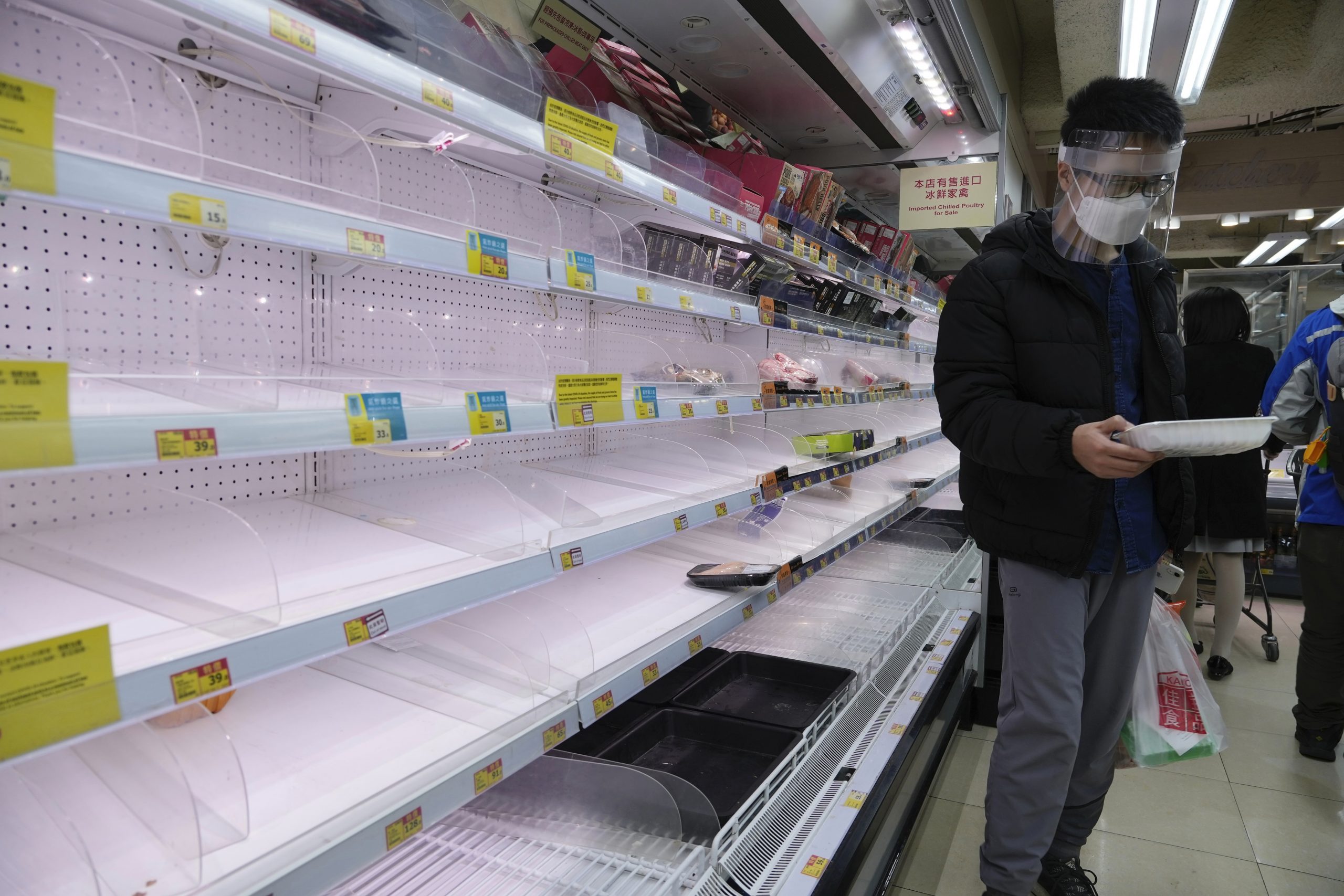 消息：港府或用禁足配合全民强检