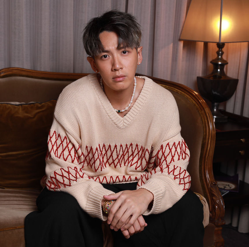 滑Tinder交友帐号被禁用 柯震东气炸飙脏话