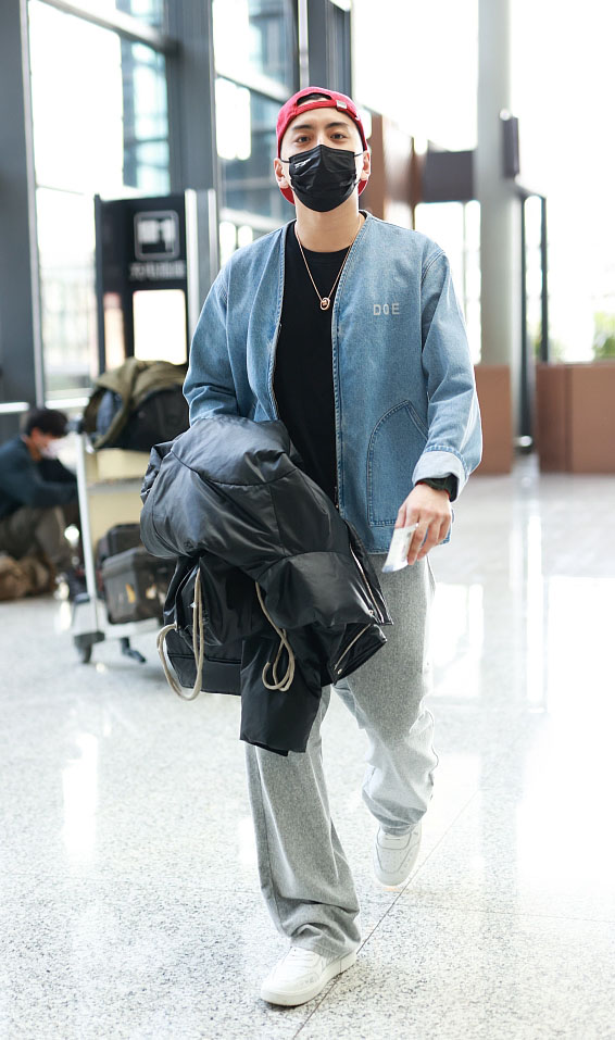 爆婚讯越爱越高调 王大陆蔡卓宜情侣装放闪