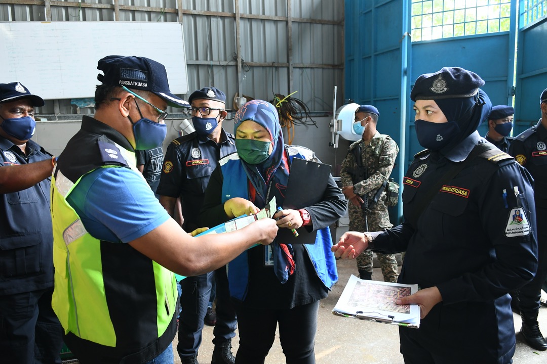 版头-大都会:雪州开47589张违sop罚单/3图