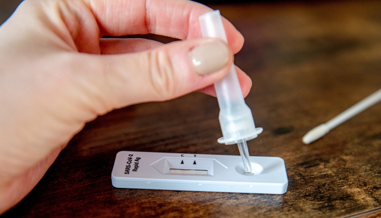 独家|唾液RTK或错过传染高峰期 检验师：防疫大漏洞