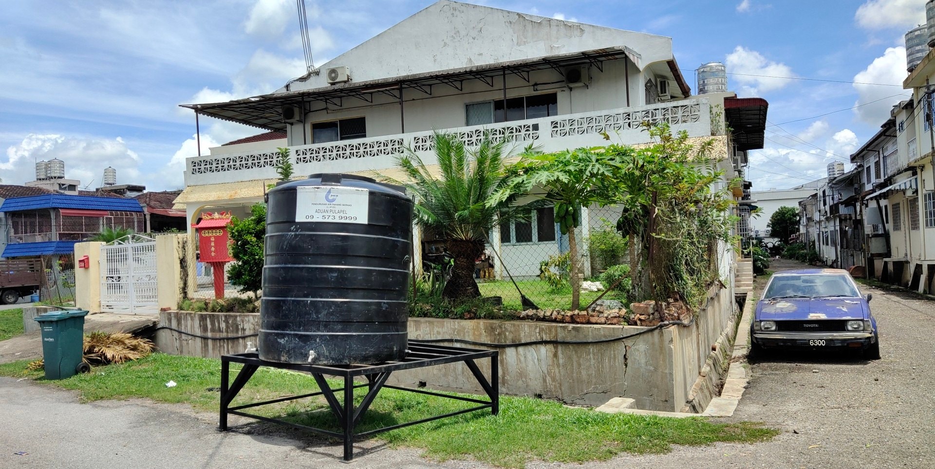 白天断水晚上恢复 水供不稳逾月扑水忙