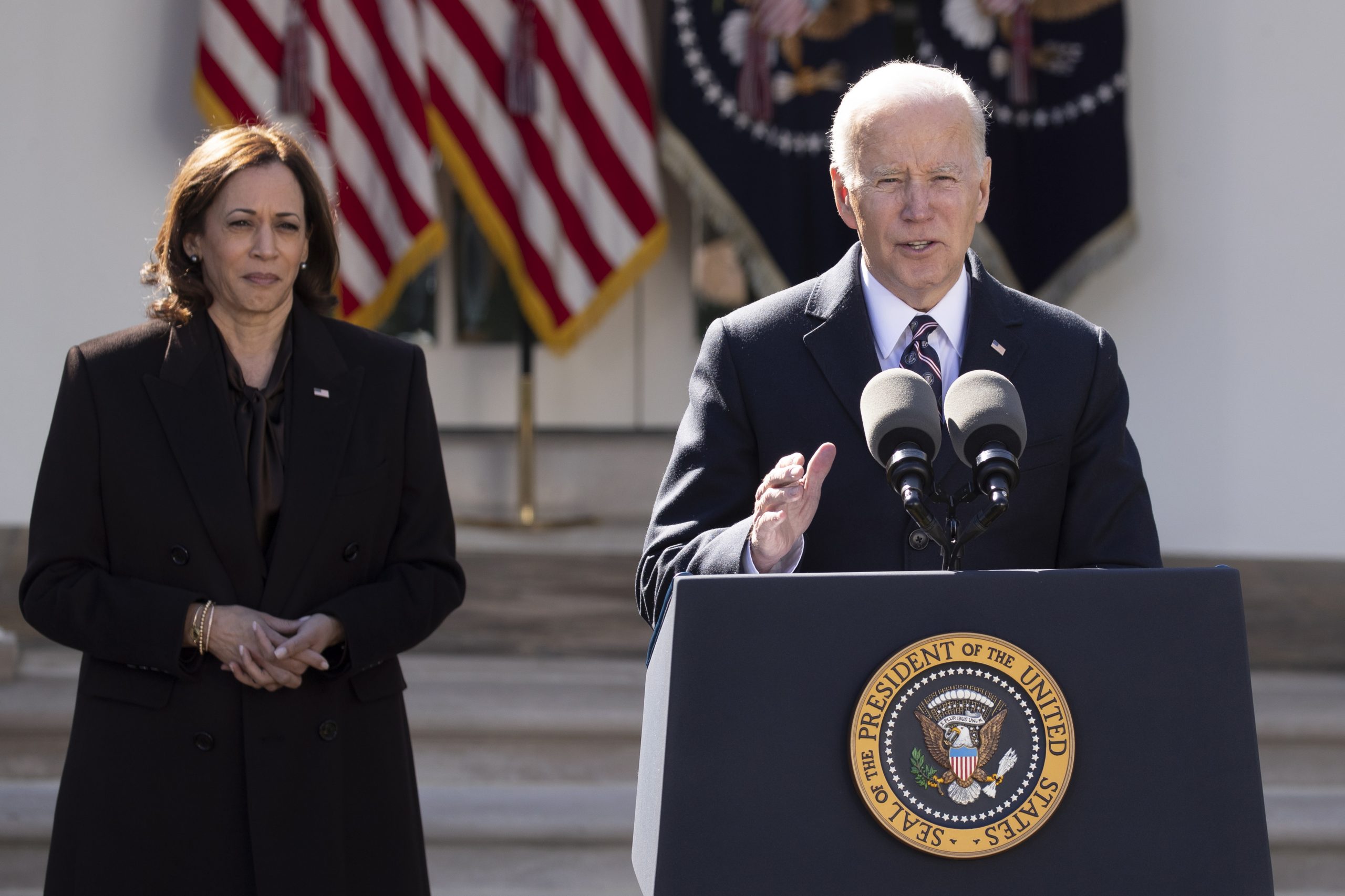 看世界 美国总统拜登签署法案 私刑被列为仇恨犯罪