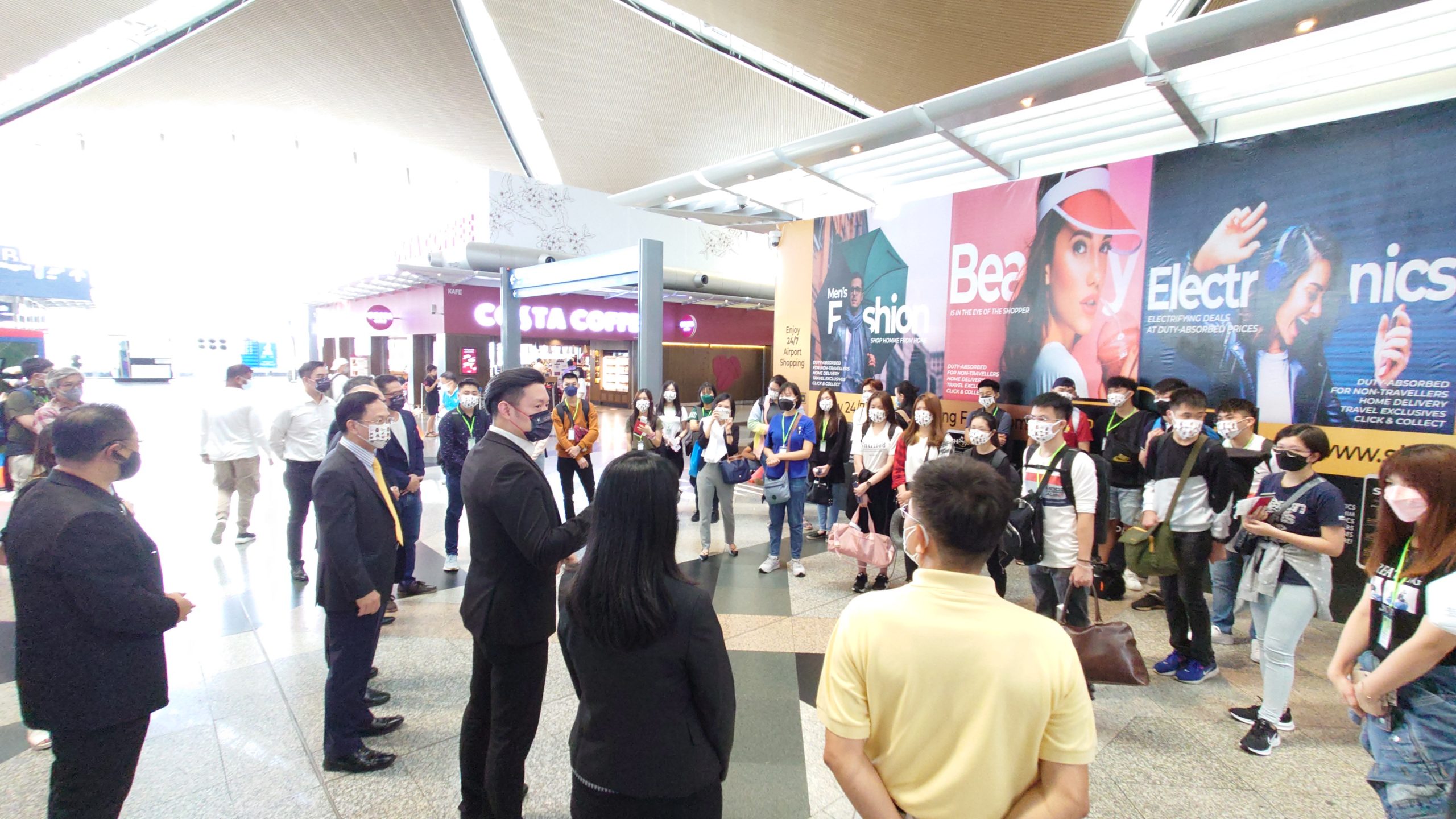 第41届海青班新生赴台新闻稿