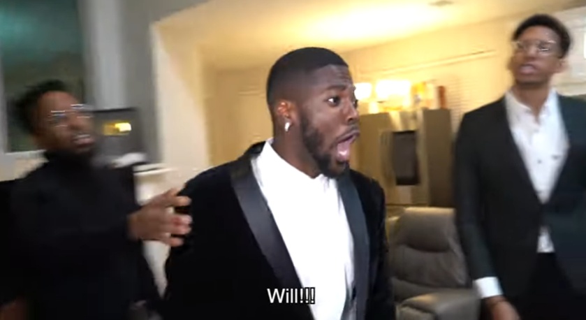 网红蹭热度恶搞 神还原基斯洛克被打反应