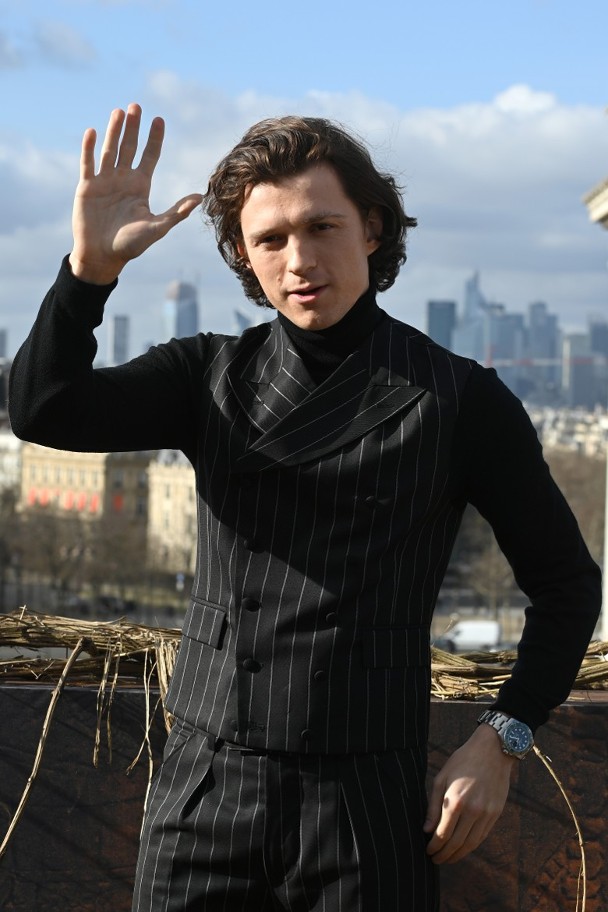 获马克华保送按摩棒　汤贺兰误以为是性玩具