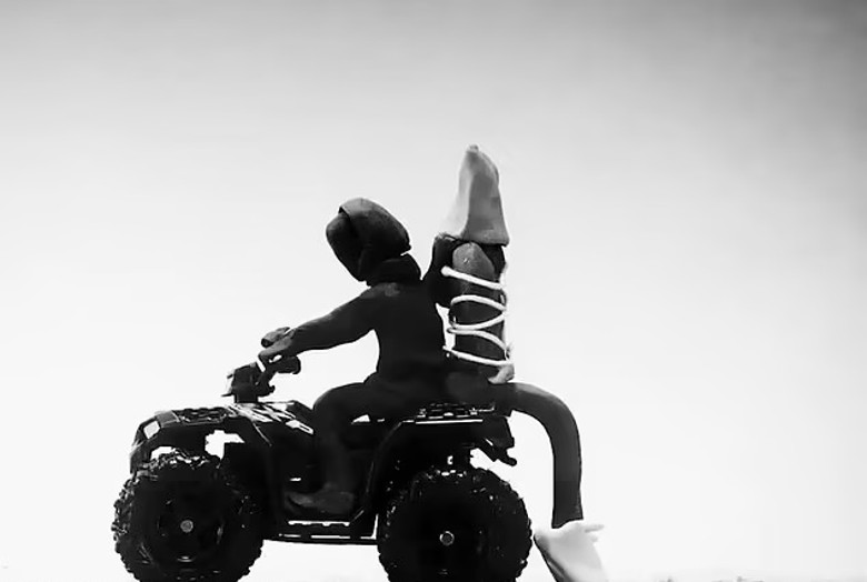 藉新MV歌​折磨情敌 康耶维斯“恐吓”前妻男友