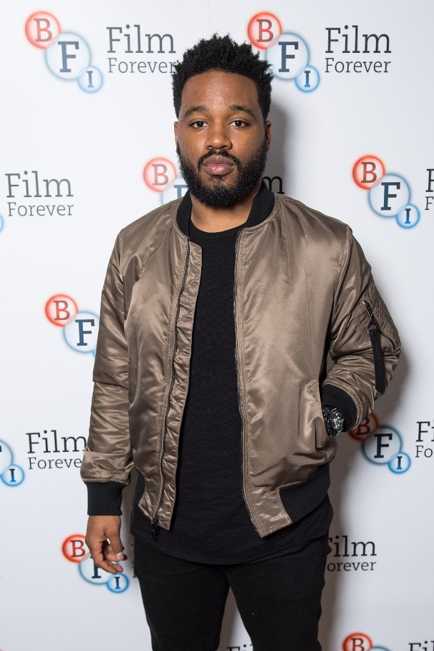  被银行职员误当劫匪 《黑豹》导演遭警上铐