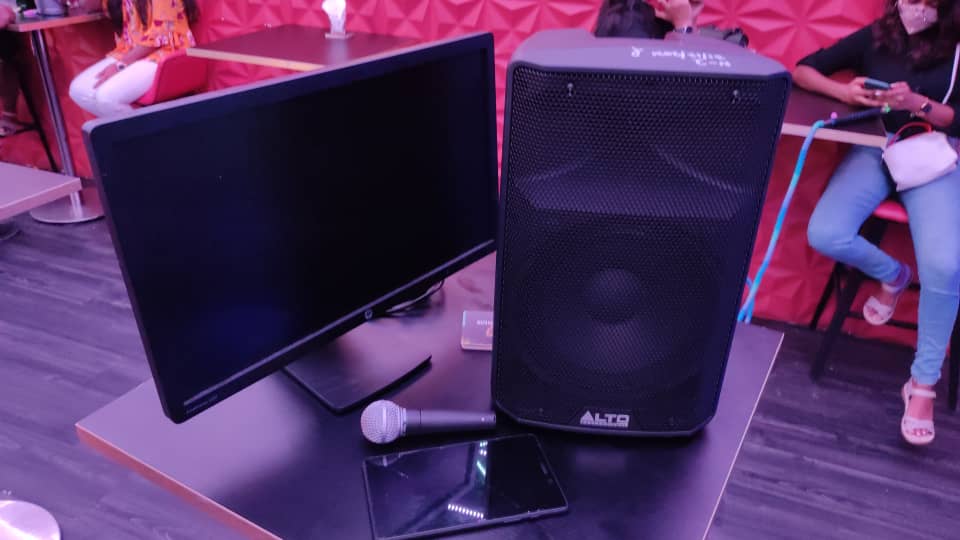 警方取缔夜店不消停·29名夜店男女接罚单