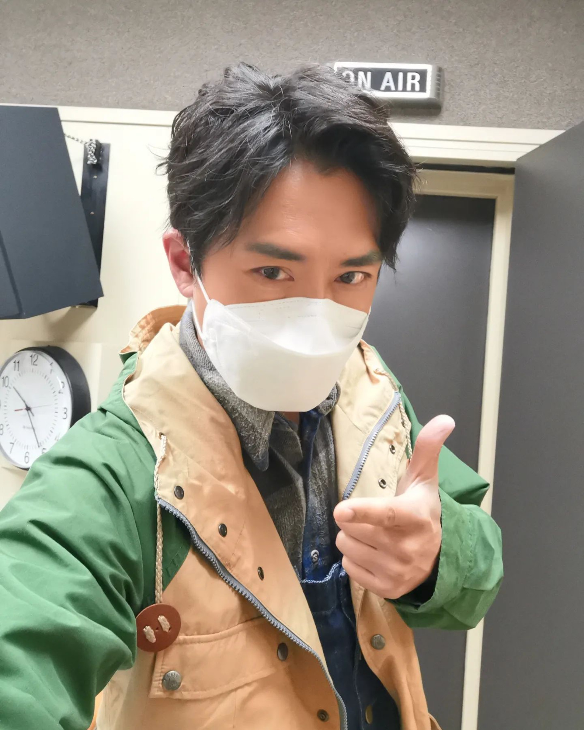 超市货架食品被清空　森美叹“盲抢炎”被酸 