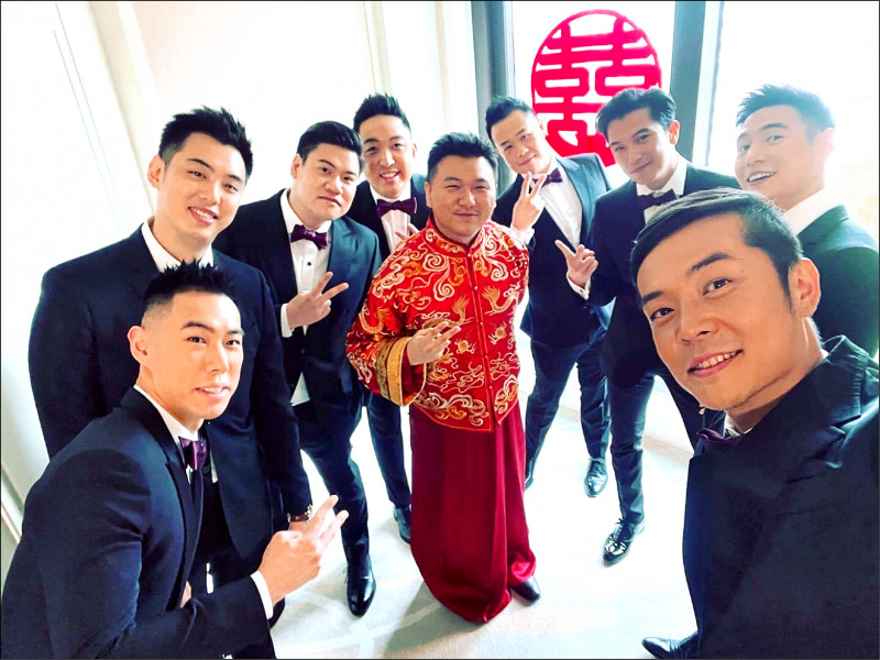 跟邱泽何时办婚礼？ 许玮甯摸肚：先看我怀孕没？