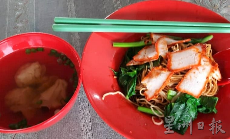 远嫁来甲做生意打发日子 越南太太卖小吃