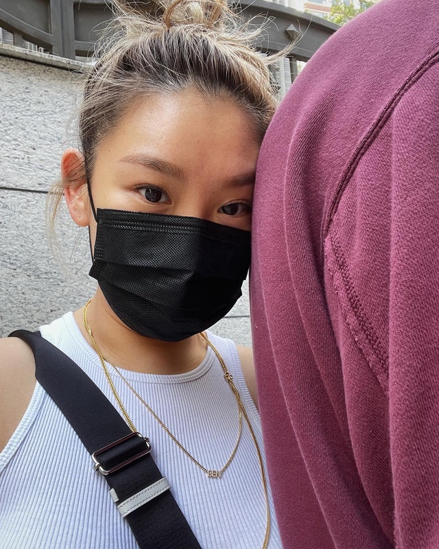 郑欣宜晒小脸照曝光新恋情 男友是花店老板