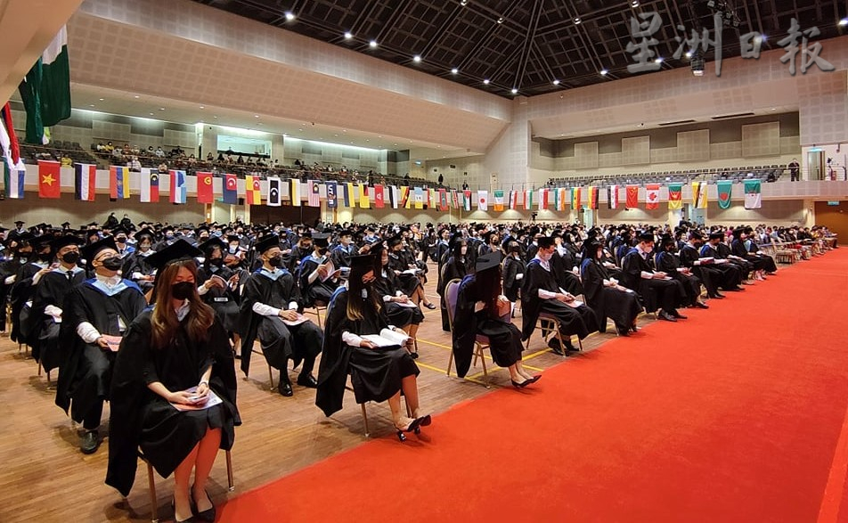 金宝优大3月末毕业礼 3天共2301毕业生