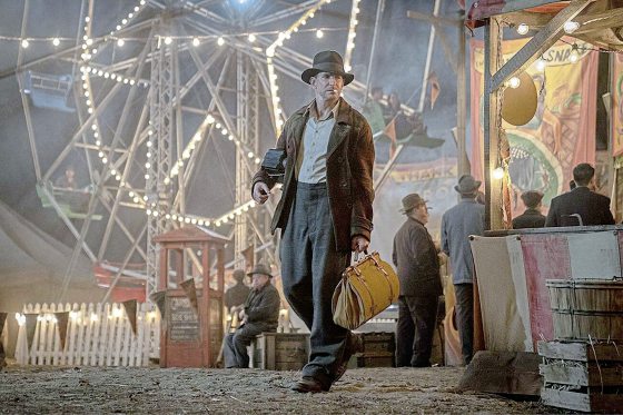 陈头头/《Nightmare Alley》华丽黑色警世寓言