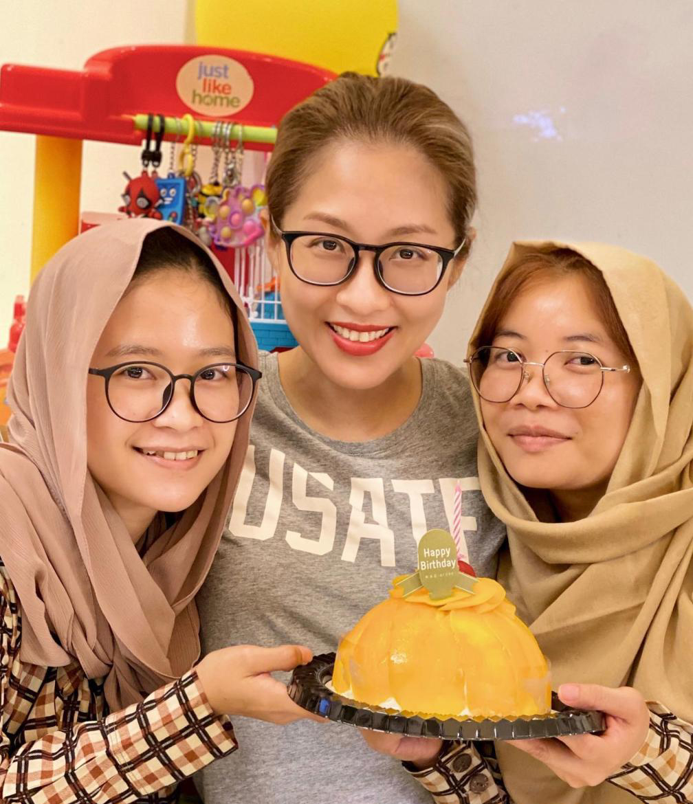 陈敏之叹离乡打工不易 为外佣庆生网赞好雇主