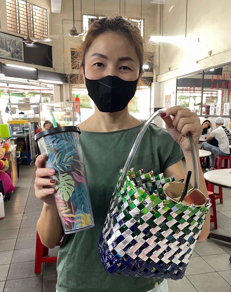 霹:封面主文/鼓励打包或自备容器 商家给予10至30仙折扣