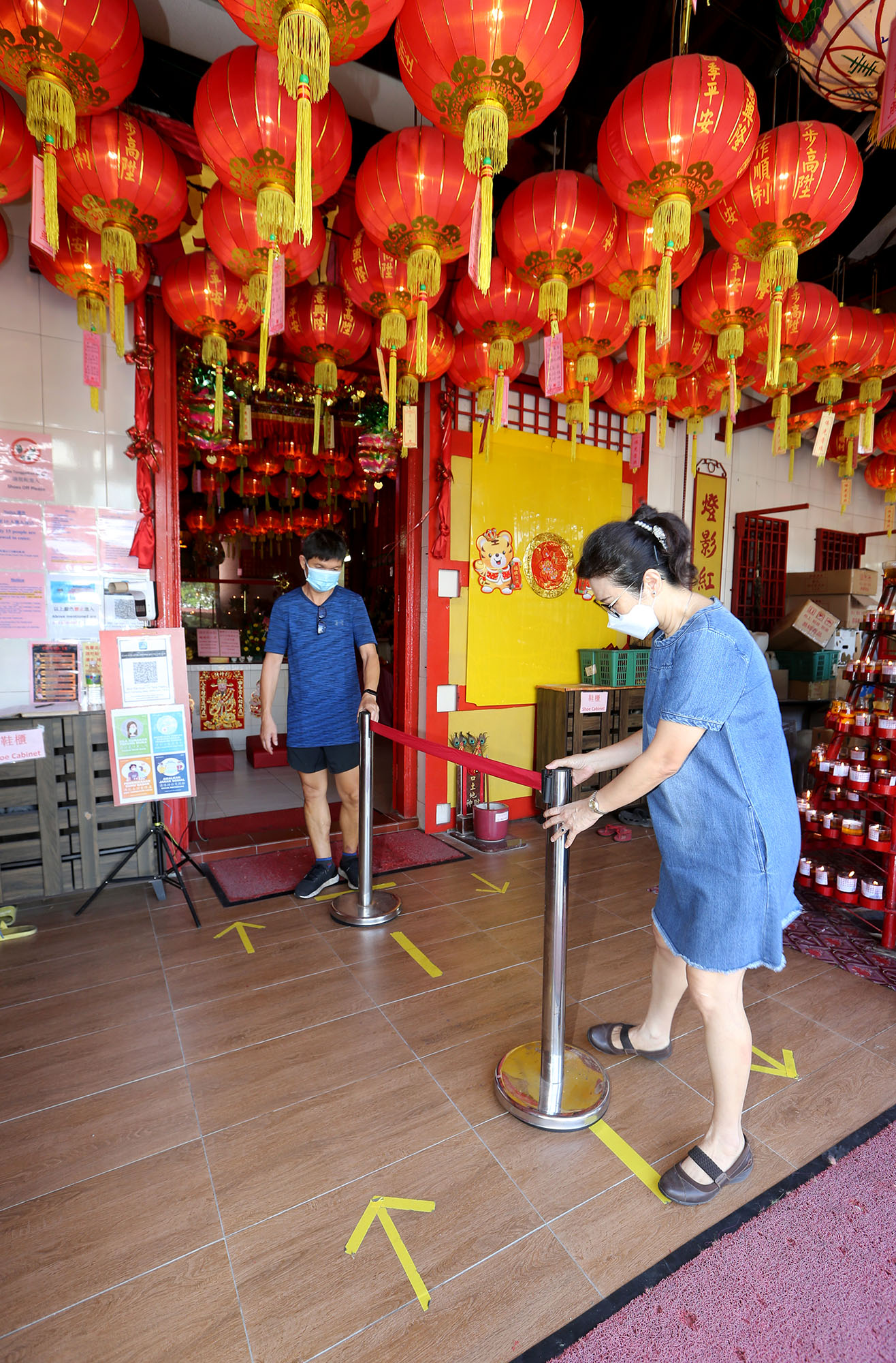 霹:版头/过渡至地方流行病阶段宗教场所无需身距·疫情未消散盼民众自主防疫