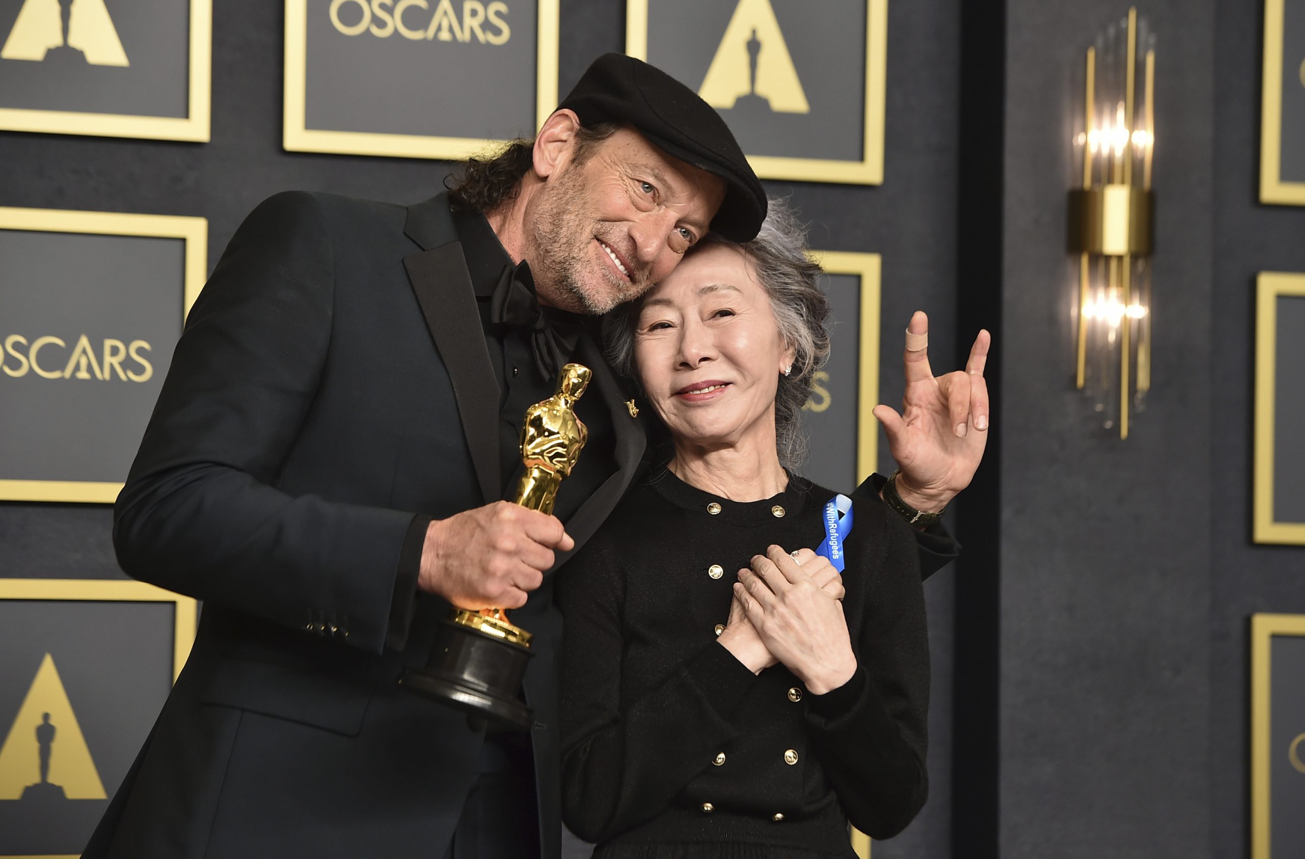 韦尔揍人后夺影帝  泪崩道歉“我要保护家人”