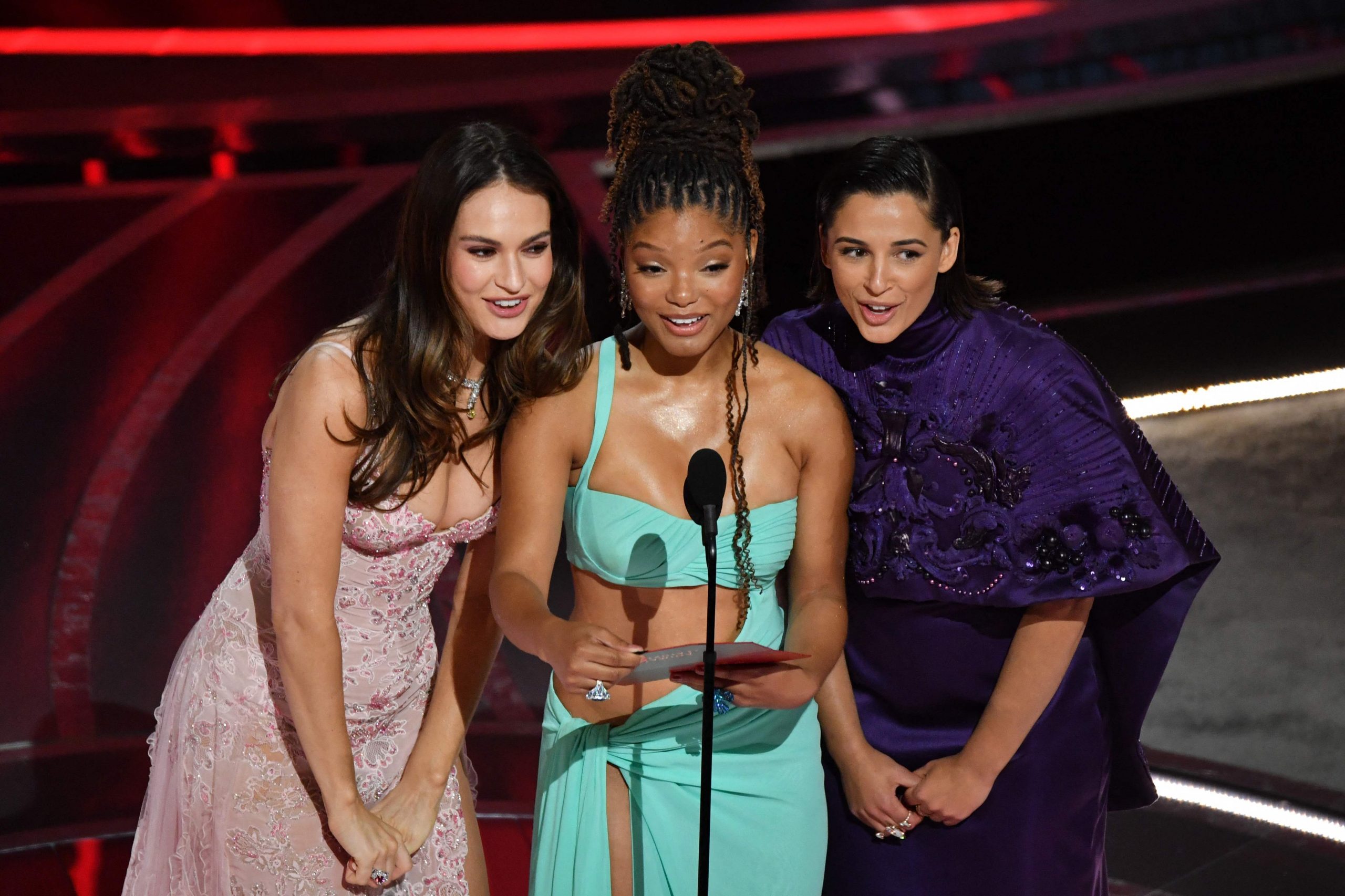 韦尔揍人后夺影帝  泪崩道歉“我要保护家人”