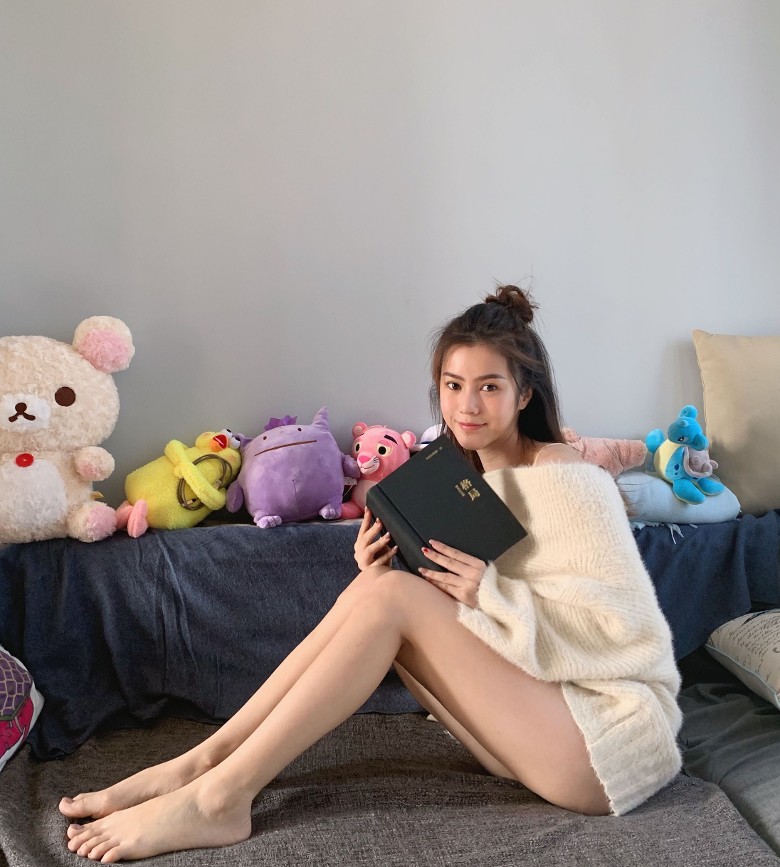 香港“宅男女神”拍MV遭无罩醉汉骚扰 酿流血事件